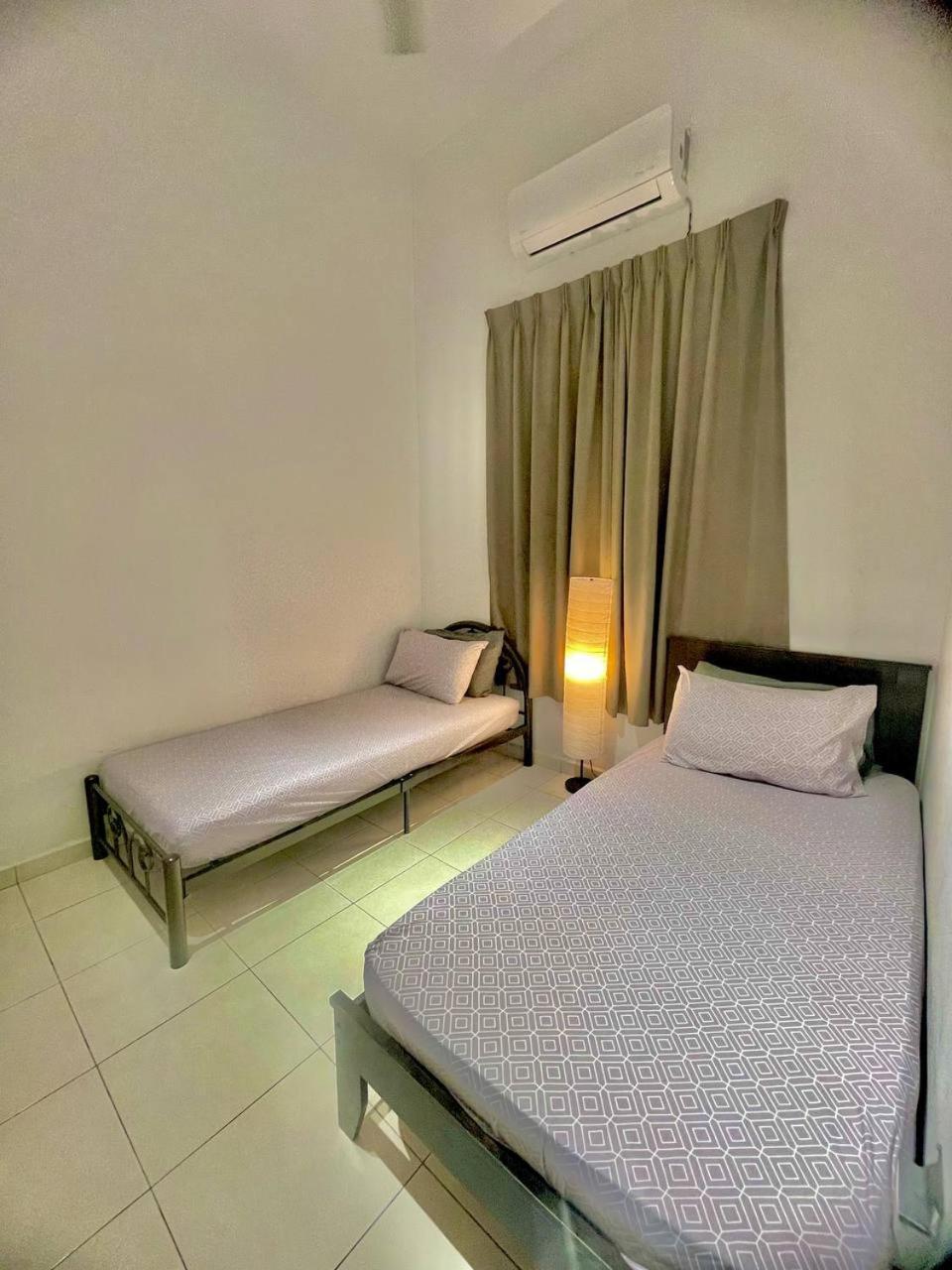 Vintage Houze, Fully Aircond, Wi-fi, Netflix, Coway * Alor Setar